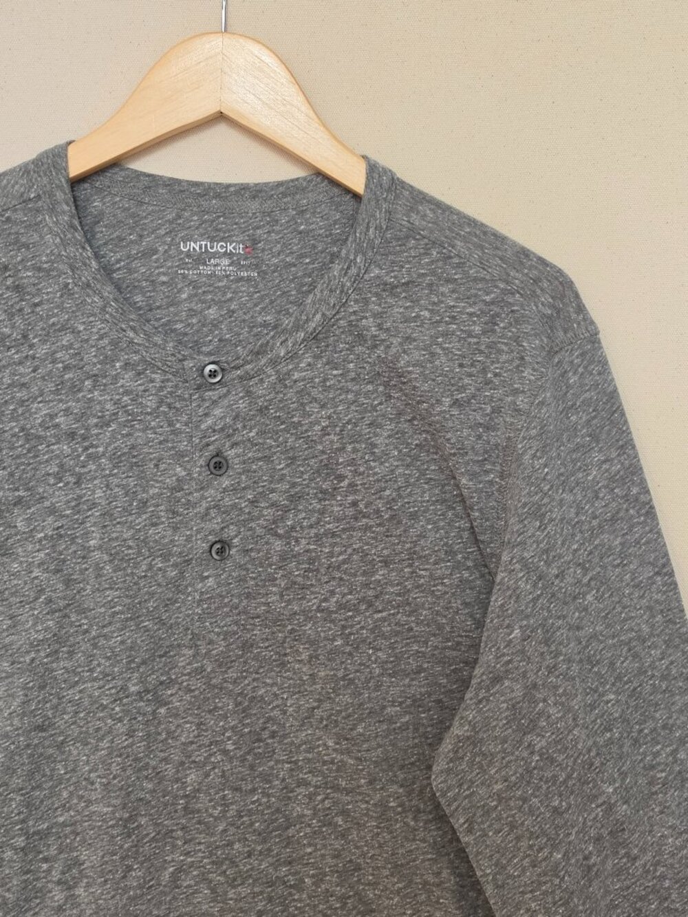 UNTUCKit Long Sleeve Henley L